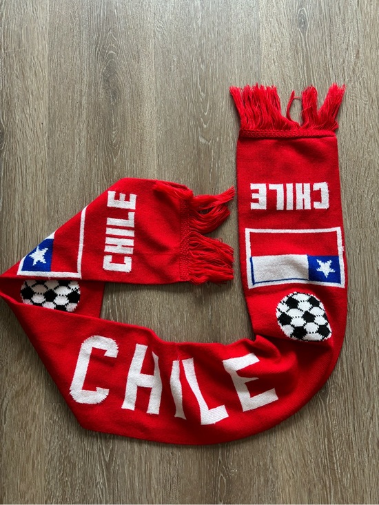 Other - Vintage Chile Red Soccer Scarf